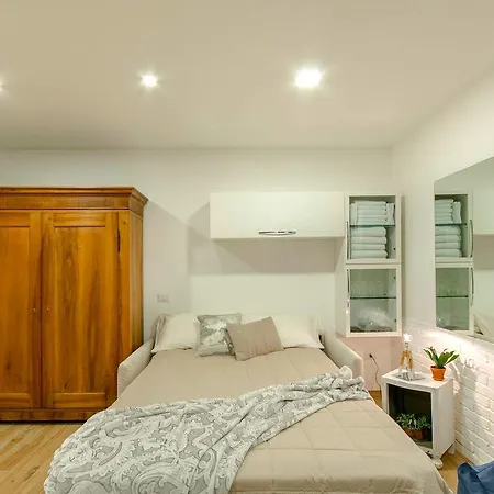 Brand New! Luxurious In Heart Of * Milano